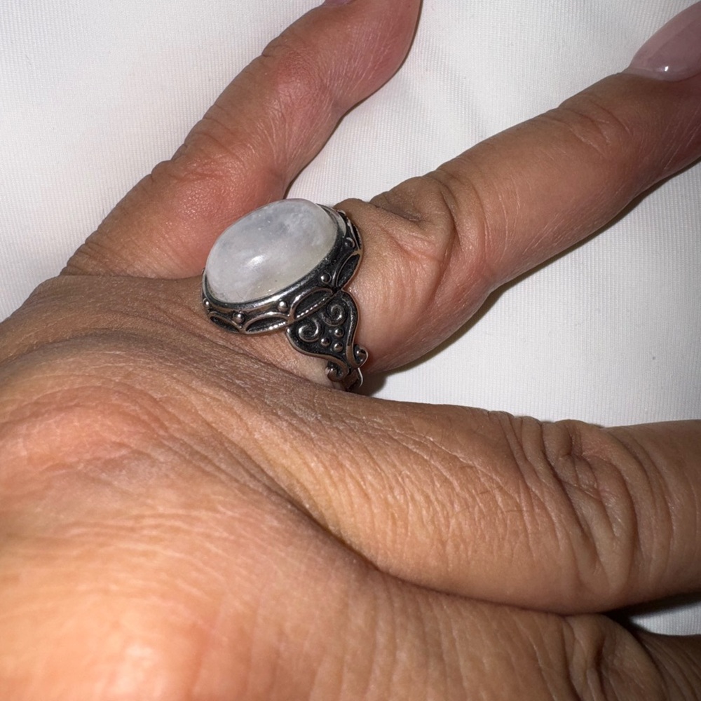 Moonstone Ring - Picture 2 of 3